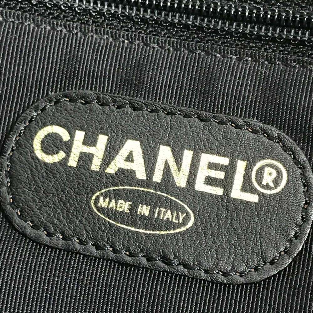 CHANEL Black Leather Logo Shoulder Bag - Picture 15 of 16
